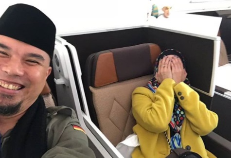 Intip Bulan Madu Ahmad Dhani dan Mulan Jameela di Yordania Intip Bulan Madu Ahmad Dhani dan Mulan Jameela di Yordania
