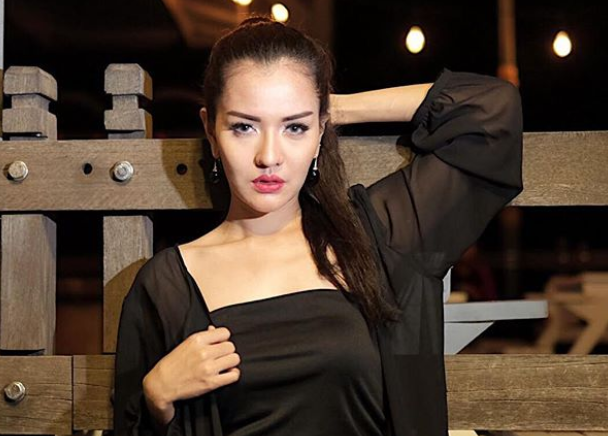 Bikin <i>Settingan</i> dengan Vicky Prasetyo, Anggia Chan Habiskan Puluhan Juta