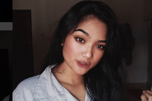 Buka Jaket, Pakai Tank Top Pas Nyanyi, Marion Jola Bikin Heboh Buka Jaket, Pakai Tank Top Pas Nyanyi, Marion Jola Bikin Heboh