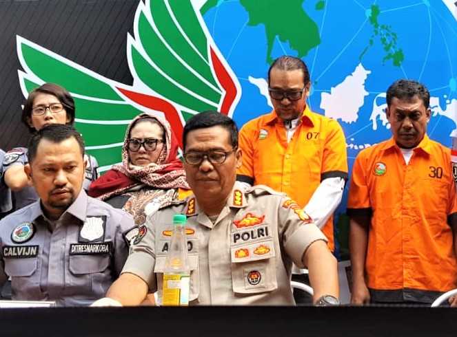 Suami Minta Kado Berhenti Pakai Narkoba, Nunung: Saya Ngeyel Suami Minta Kado Berhenti Pakai Narkoba, Nunung: Saya Ngeyel