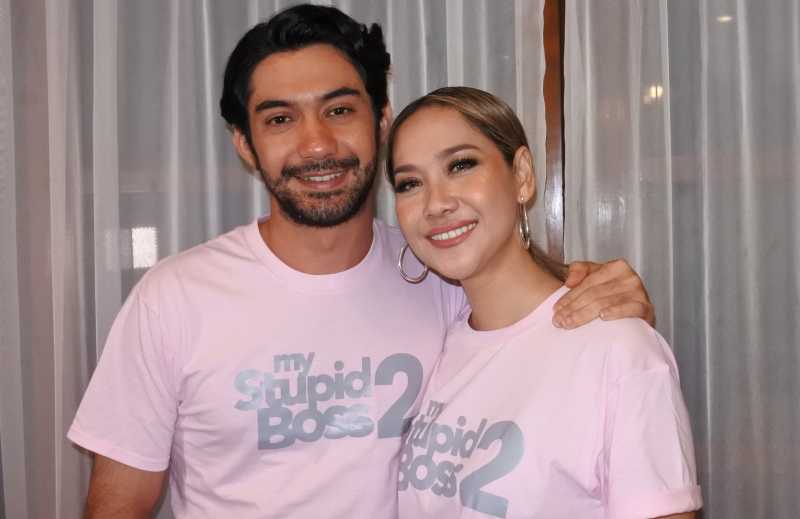Persamaan Bossman dengan Reza Rahadian: Amnesia dan Otoriter Persamaan Bossman dengan Reza Rahadian: Amnesia dan Otoriter