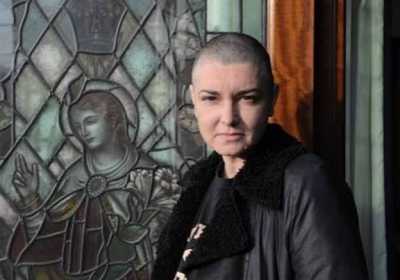 Sinead O'Connor Tinggalkan Katolik Lalu Masuk Islam