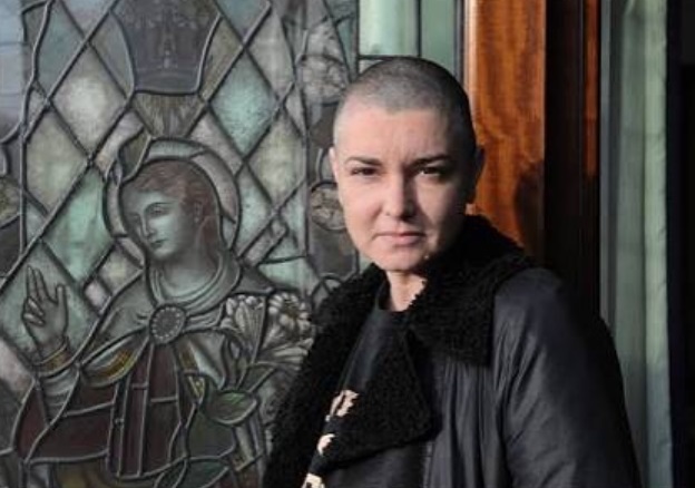 Sinead O'Connor Tinggalkan Katolik Lalu Masuk Islam