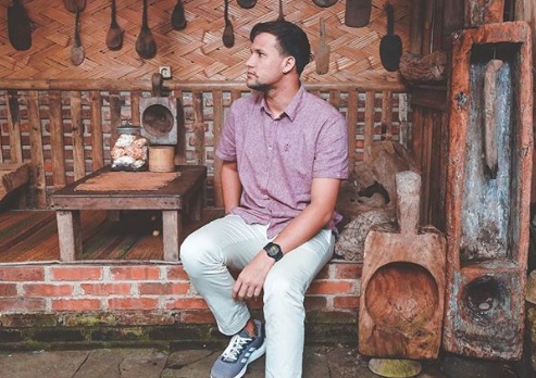 Lupakan Risty Tagor, Stuart Collin Kini Mesra dengan Kimmy Melissa Lupakan Risty Tagor, Stuart Collin Kini Mesra dengan Kimmy Melissa