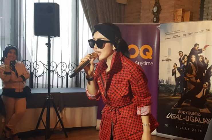 Syahrini Berakting Lucu di Trailer Film 'Bodyguard Ugal-ugalan' Syahrini Berakting Lucu di Trailer Film 'Bodyguard Ugal-ugalan'