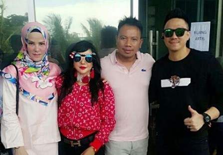 Teman Ungkap Niat Pernikahan Vicky Prasetyo dan Angel Lelga