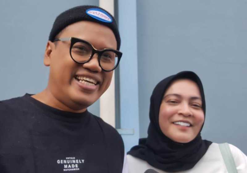 Liburan di AS, Uya Kuya Saksikan Kecelakaan Chevy Terbang Hingga Terguling Liburan di AS, Uya Kuya Saksikan Kecelakaan Chevy Terbang Hingga Terguling