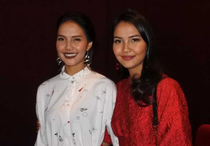 Si Kembar Valerie dan Veronica yang Bikin Bingung Orang Si Kembar Valerie dan Veronica yang Bikin Bingung Orang