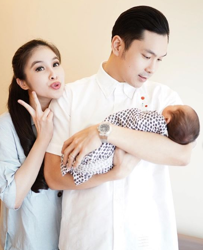 Sandra Dewi Pamerkan Anak Kedua yang Lahir 2 September Sandra Dewi Pamerkan Anak Kedua yang Lahir 2 September