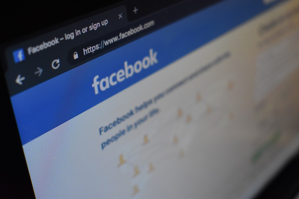 Awas, Berita Palsu Virus Corona Beredar di Facebook