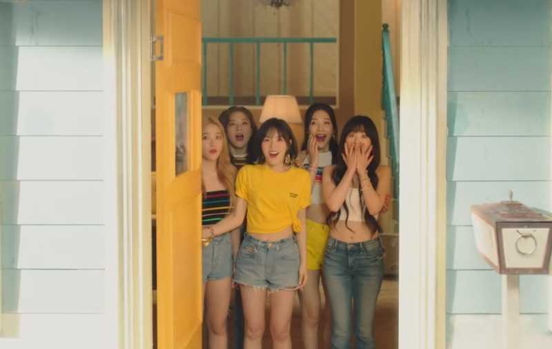 Netizen Heboh Gara-gara Red Velvet Rilis Music Video ‘Umpah Umpah’