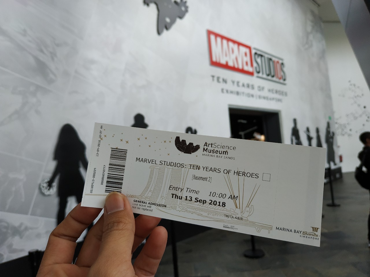 Berkunjung ke Marvel Studio Singapura, Selfie Bareng Iron Man Sampai Thanos
