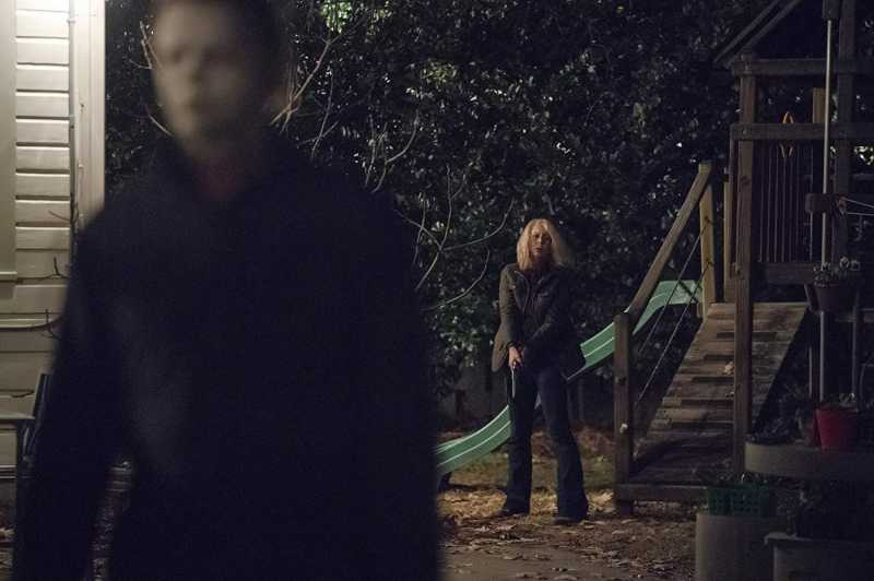 Review: Meski Nihil Kejutan, ‘Halloween’ Tetap Sajikan Pertumpahan Darah Segar Review: Meski Nihil Kejutan, ‘Halloween’ Tetap Sajikan Pertumpahan Darah Segar