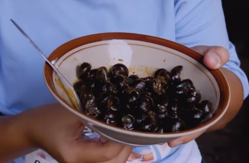Kraca, Olahan Keong Penuh Protein Khas Pemalang Kraca, Olahan Keong Penuh Protein Khas Pemalang