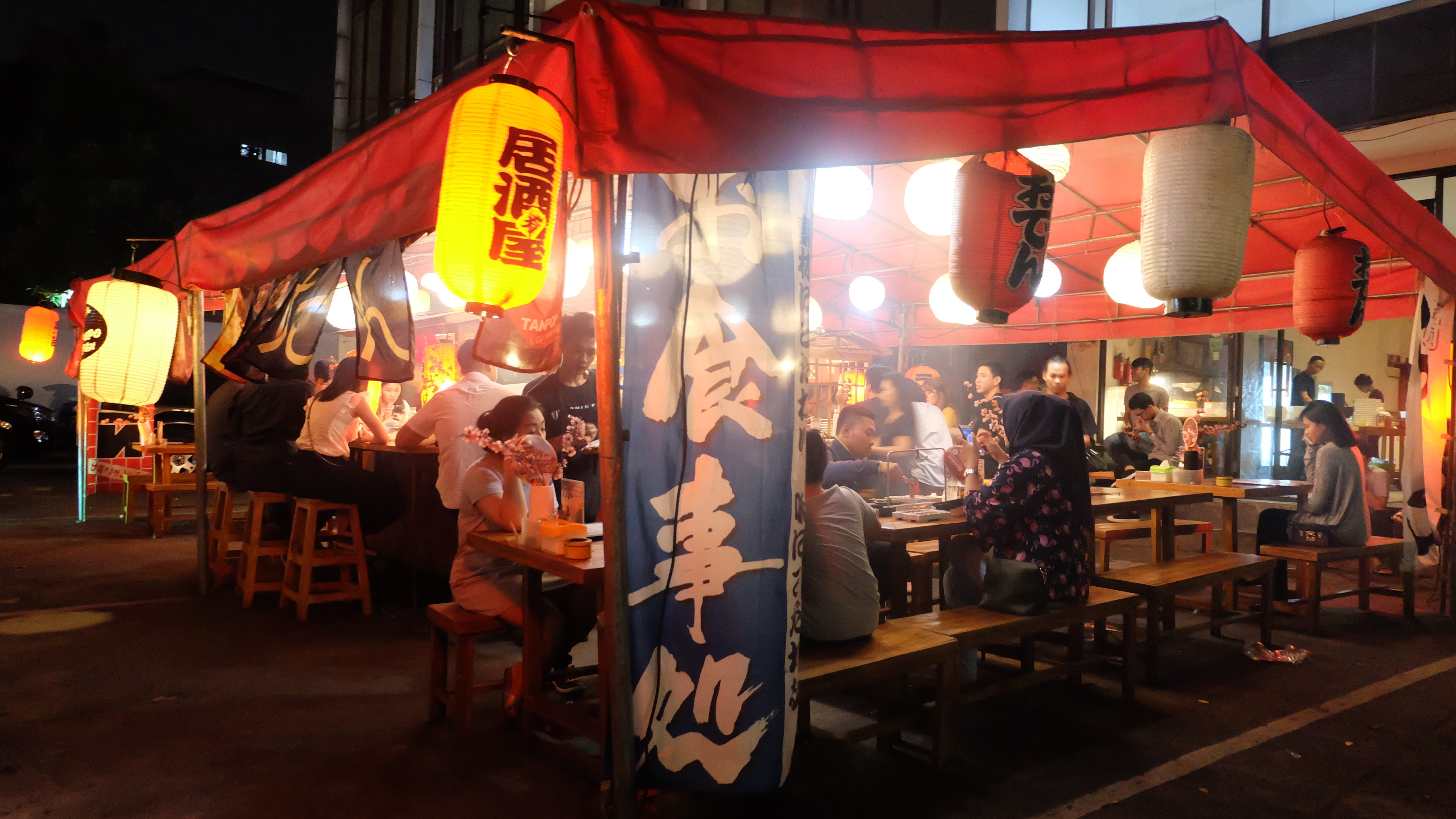 Tanpopo, Tempat Makan Jepang Konsep Tenda yang Bikin Kenyang Pasca Lebaran