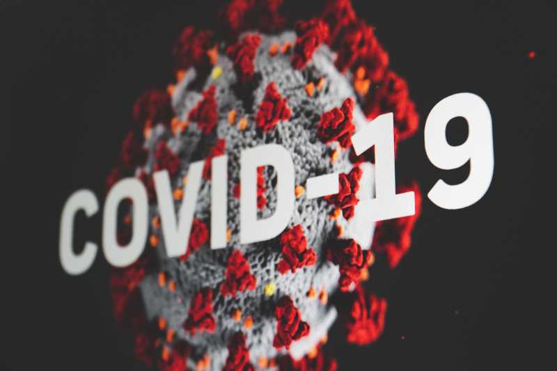 Netizen Gaungkan "Herd Stupidity", Imbas Kasus Covid-19 Capai Belasan Ribu per Hari Netizen Gaungkan "Herd Stupidity", Imbas Kasus Covid-19 Capai Belasan Ribu per Hari