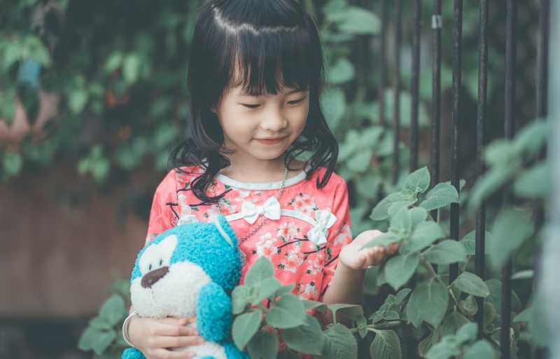 Kiat Merawat Boneka Kesayangan Anak Kiat Merawat Boneka Kesayangan Anak