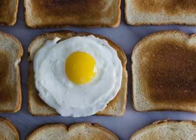 Awas, Beberapa Makanan Ini Bikin Kamu Sembelit