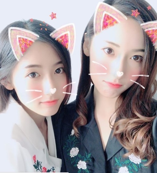 Si Kembar Cantik, Cerdas, Terkenal, Kurang Apalagi? Si Kembar Cantik, Cerdas, Terkenal, Kurang Apalagi?