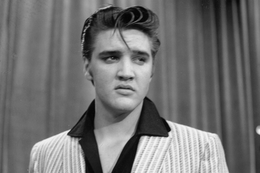 Mengenang 40 Tahun Kematian Elvis Presley 