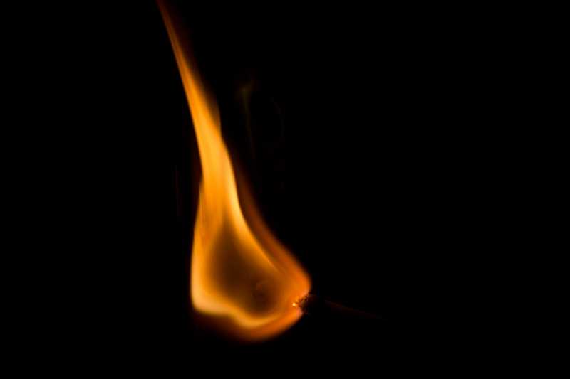 Kilang Minyak Pertamina Terbakar, "Indramayu" Jadi <i>Trending Topic</i> Twitter Kilang Minyak Pertamina Terbakar, "Indramayu" Jadi <i>Trending Topic</i> Twitter