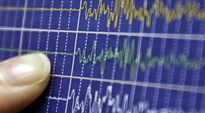 Gempa Goyang Jakarta, Warga Berhamburan Keluar