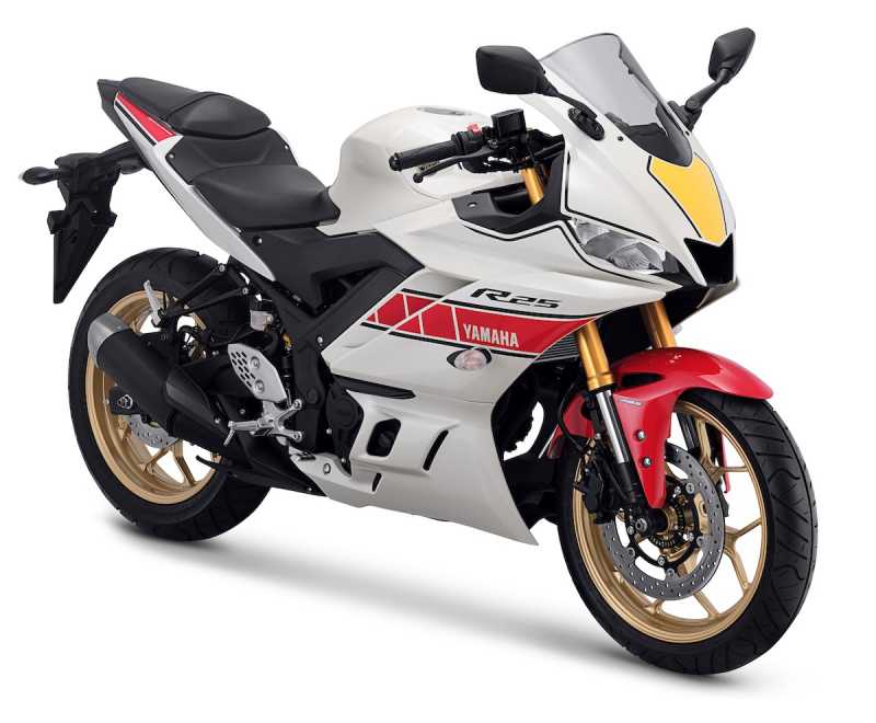Yamaha Luncurkan R25 Livery Bersejarah 60 Tahun Grand Prix Yamaha Luncurkan R25 Livery Bersejarah 60 Tahun Grand Prix