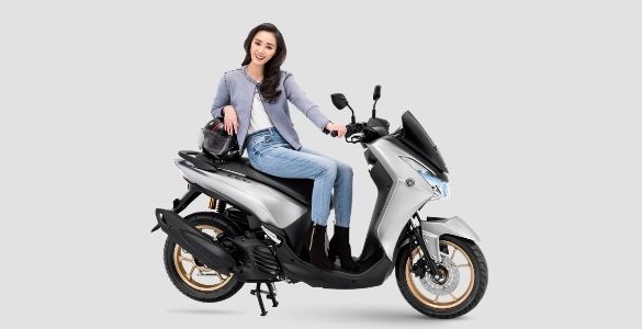 Jajaran Aksesoris Skutik 125 Yamaha Jajaran Aksesoris Skutik 125 Yamaha