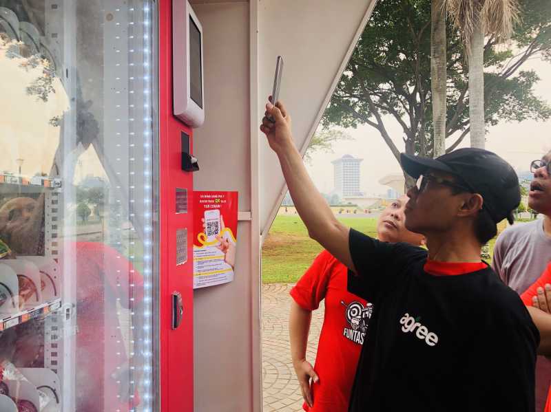 Wajib Bayar NonTunai Pakai QR Code di Pekan QRIS 2020 Wajib Bayar NonTunai Pakai QR Code di Pekan QRIS 2020