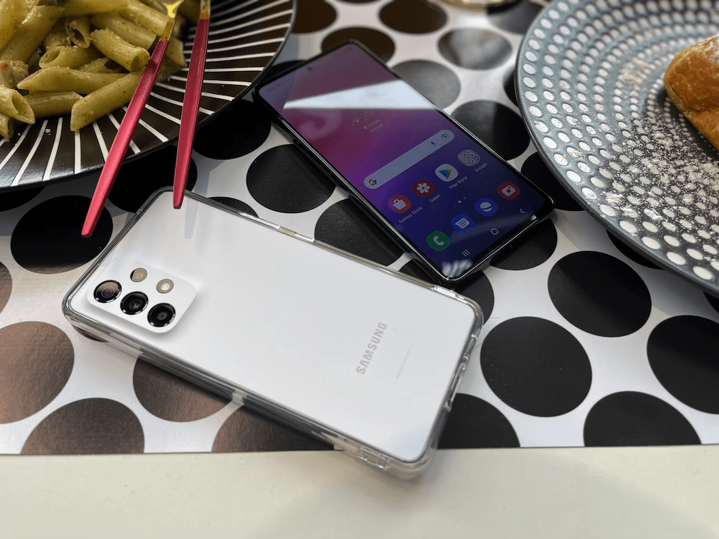 Samsung Galaxy A53 vs Oppo A53, Nama Sama Mana yang Lebih Unggul?