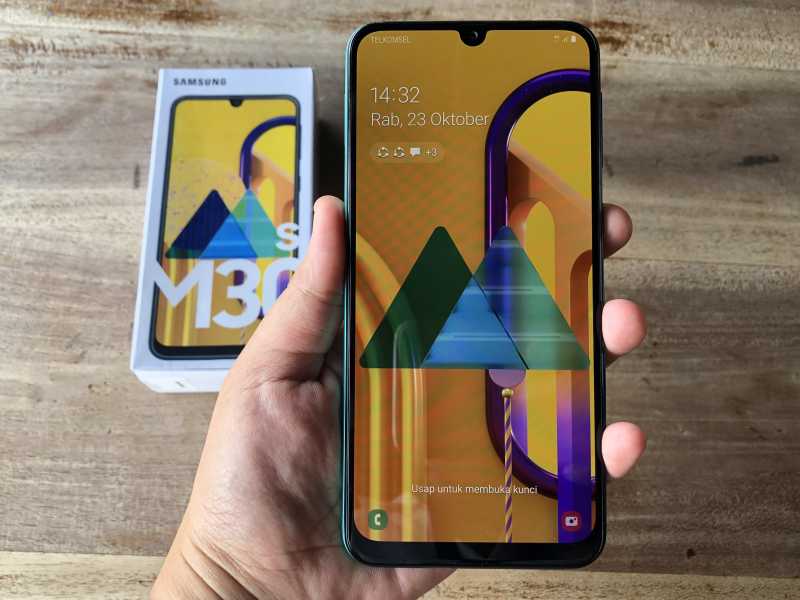 Samsung dan Huawei Bersaing Jadi Ponsel Paling Laris di Dunia Samsung dan Huawei Bersaing Jadi Ponsel Paling Laris di Dunia