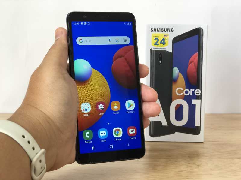 VIDEO: Samsung Galaxy A01 Core Review, Ponsel Mungil Satu Jutaan Bisa Apa? VIDEO: Samsung Galaxy A01 Core Review, Ponsel Mungil Satu Jutaan Bisa Apa?