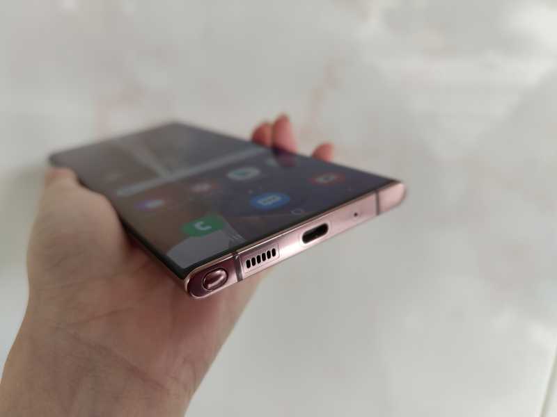 5 Tren Smartphone di 2021, Apa Saja? 5 Tren Smartphone di 2021, Apa Saja?