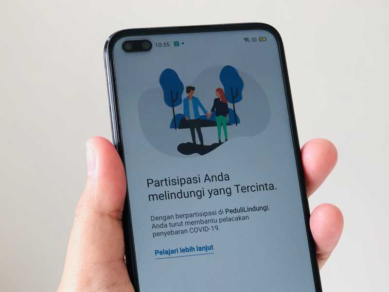 Stop Penyebaran Covid-19, Kalian Bisa Unduh Aplikasi PeduliLindungi di Sini Stop Penyebaran Covid-19, Kalian Bisa Unduh Aplikasi PeduliLindungi di Sini