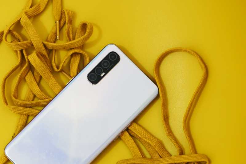 Harga Ponsel Bisa Naik, Oppo Optimis Produknya Tetap Laris Harga Ponsel Bisa Naik, Oppo Optimis Produknya Tetap Laris