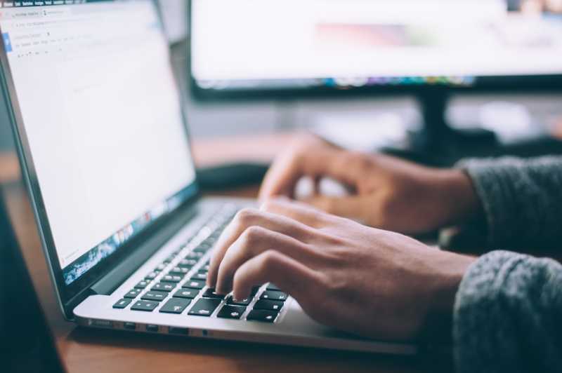 Pandemi Bikin ‘Serba Online’, Berapa Pertumbuhan Situs Baru di Indonesia?