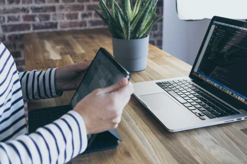 Anjlok Gegara Pandemi, Pasar PC dan Tablet Baru Pulih di 2022 Anjlok Gegara Pandemi, Pasar PC dan Tablet Baru Pulih di 2022