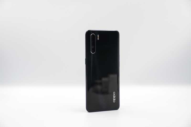 Reno3 Belum Lama Rilis, Sudah Muncul Bocoran Oppo Reno4