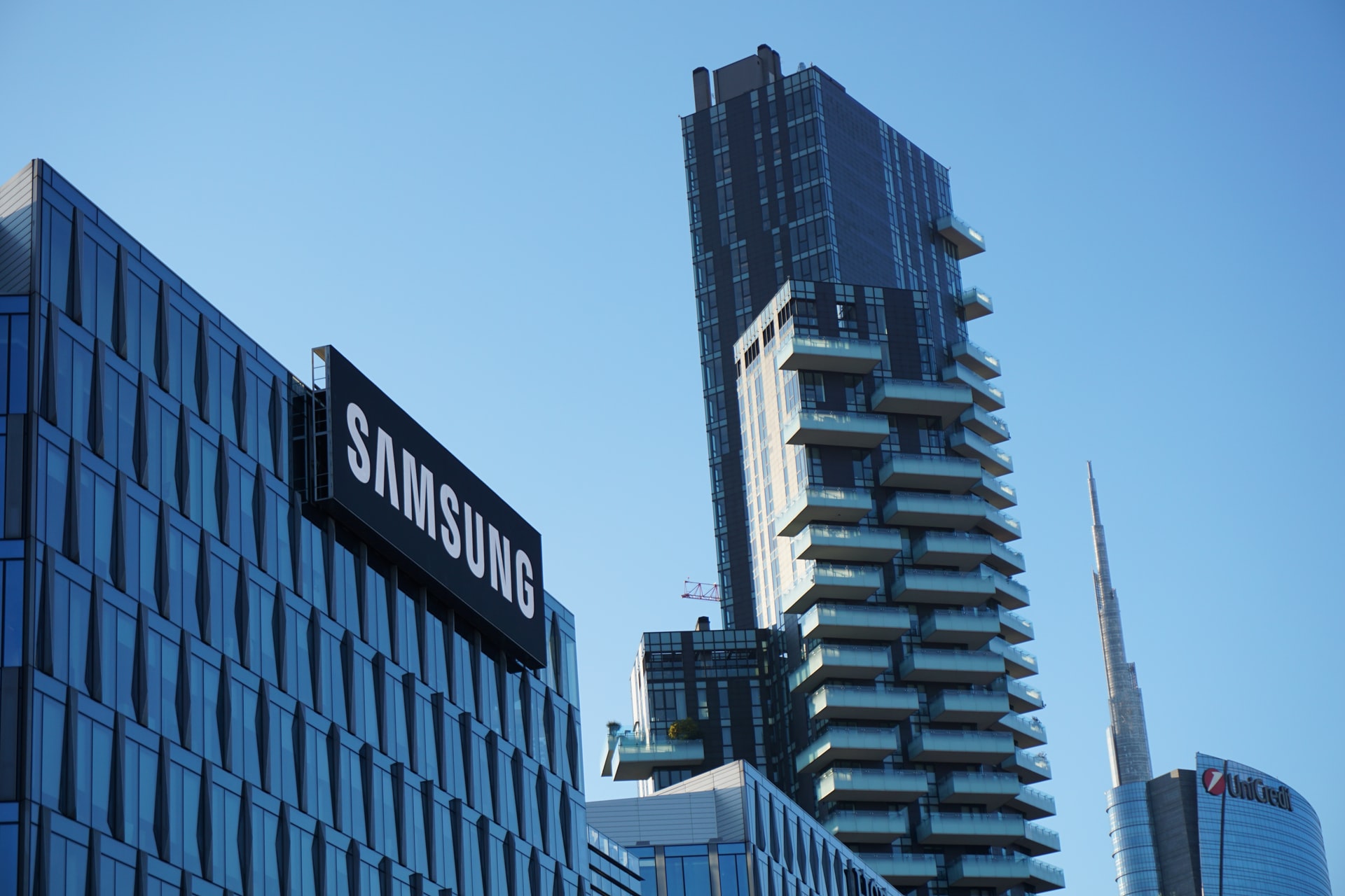 Samsung Kembali Rajai Pasar Ponsel di Indonesia 