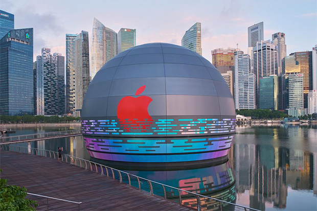 Karyawan Apple Wajib Vaksin Booster Covid-19 kalau Mau WFO Karyawan Apple Wajib Vaksin Booster Covid-19 kalau Mau WFO