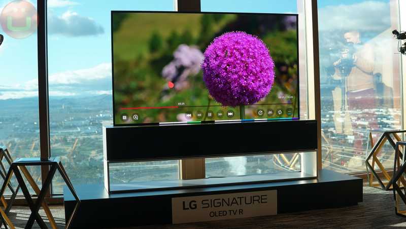 TV Gulung LG Sudah Bisa Dipesan, Harganya Rp1,2 Miliar TV Gulung LG Sudah Bisa Dipesan, Harganya Rp1,2 Miliar