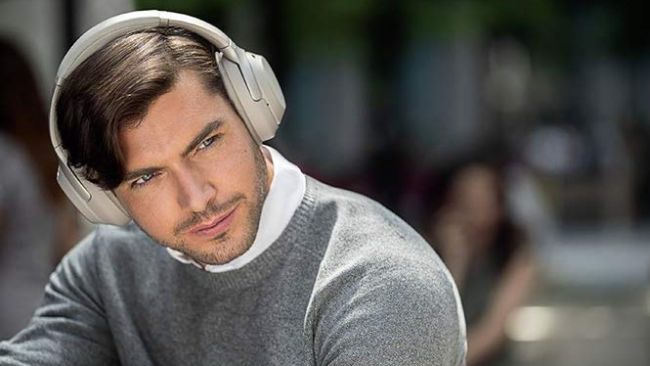 Jenis-jenis Wireless Headphone, Intip Kelebihan dan Kekurangannya Jenis-jenis Wireless Headphone, Intip Kelebihan dan Kekurangannya