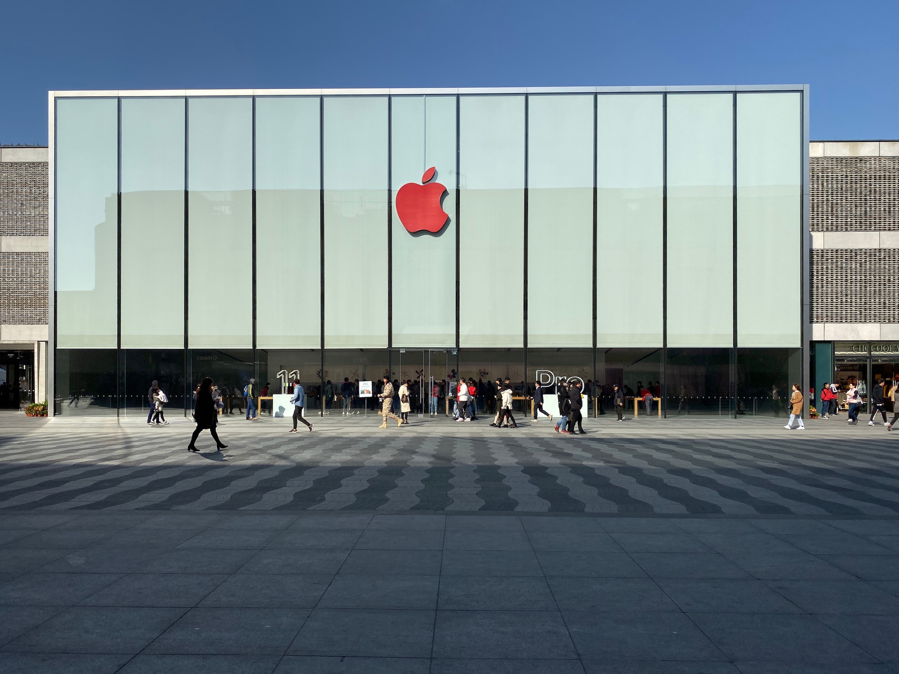  Apple Store di Italia Ditutup Total Karena Virus Corona