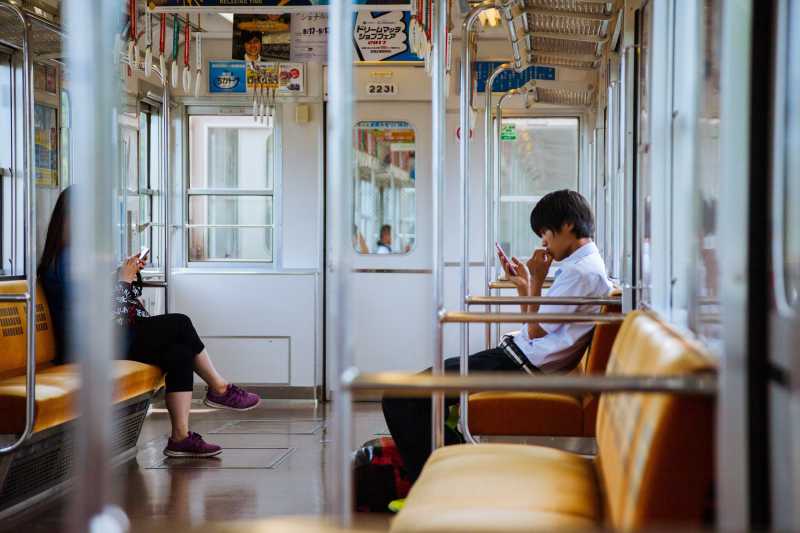  Wahai Anak Kereta,  <i>Streaming</i> YouTube di Commuterline Bakal Makin Lancar