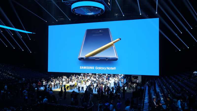 Galaxy Note 9 Sediakan Versi Memori 512GB, Mubazir Nggak <i>Sih</i>? Galaxy Note 9 Sediakan Versi Memori 512GB, Mubazir Nggak <i>Sih</i>?