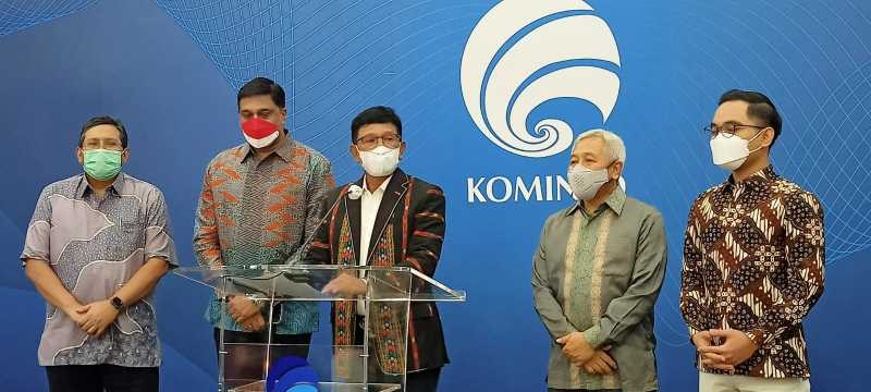 Kominfo Umumkan Indosat dan Tri Resmi Merger Kominfo Umumkan Indosat dan Tri Resmi Merger