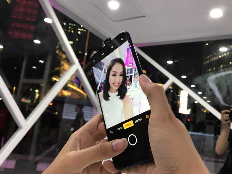 5 Fakta Oppo F11 Pro, dari ‘Usia’ Kamera Sampai <i>Gaming</i> 5 Fakta Oppo F11 Pro, dari ‘Usia’ Kamera Sampai <i>Gaming</i>
