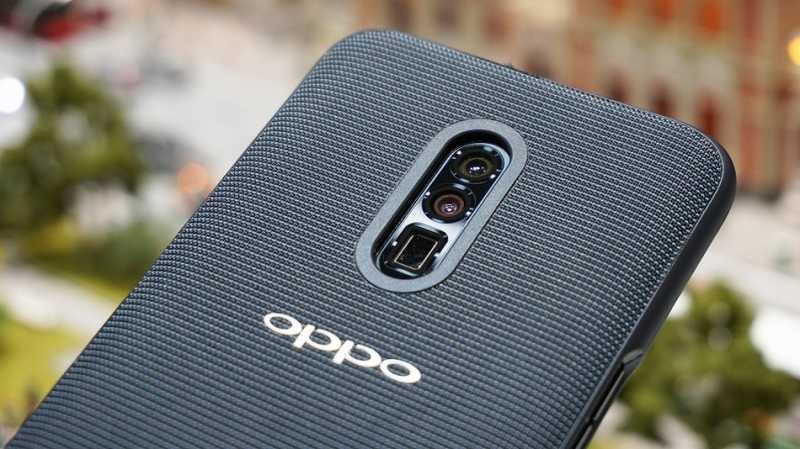 MWC 2019: Lupakan Efek <i>Beauty</i>, Oppo Pamer Kamera <i>Zoom</i> 10x 48MP MWC 2019: Lupakan Efek <i>Beauty</i>, Oppo Pamer Kamera <i>Zoom</i> 10x 48MP