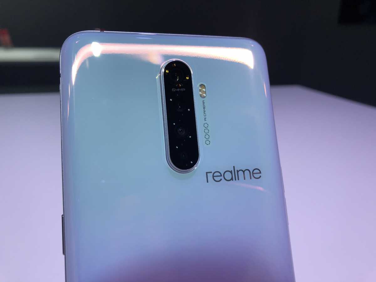 Pasokan Produk Realme di Indonesia Aman Meski Virus Corona Mewabah Pasokan Produk Realme di Indonesia Aman Meski Virus Corona Mewabah