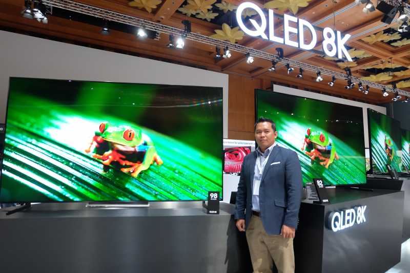 Laporan dari Singapura: LG Sudah Bikin TV Layar Gulung, Samsung Kapan? Laporan dari Singapura: LG Sudah Bikin TV Layar Gulung, Samsung Kapan?